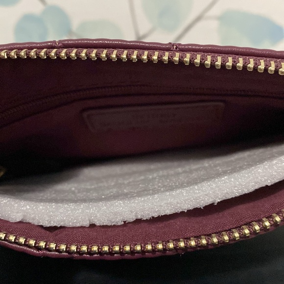 Badgley Mischka Diamond Quilted Clutch Wristlet NWT - Picture 5 of 5